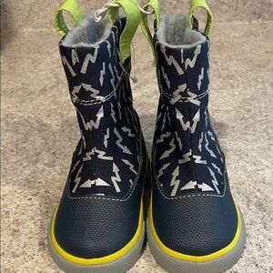 NWOT
See Kai Run Basics Toddler Boots - Navy and Lime